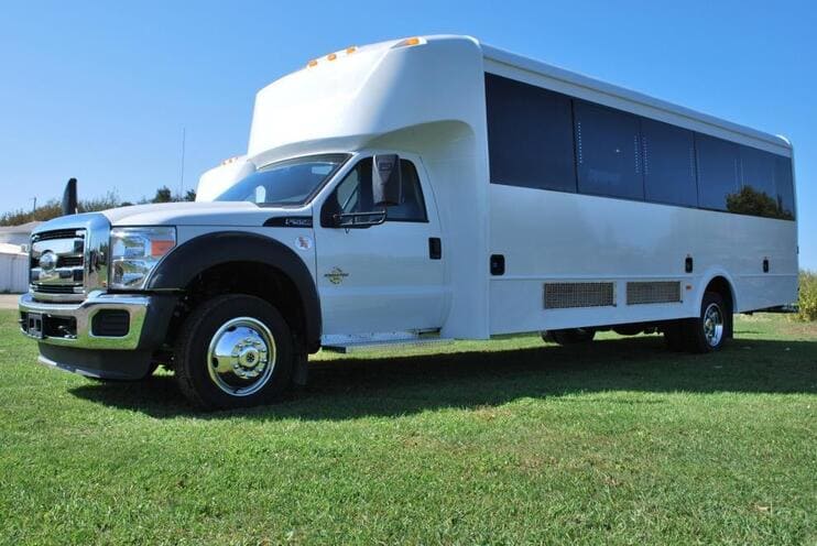 Round Rock 15-35 Passenger Minibuses
