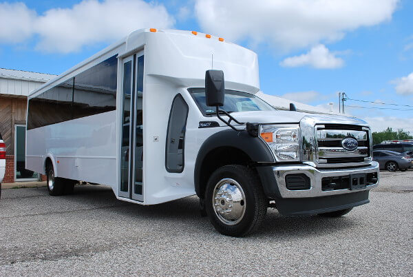 Round Rock 18 Passenger Limo Bus